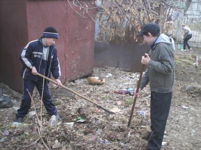 Шумерлинские кадеты вышли на «тропу» благоустройства города